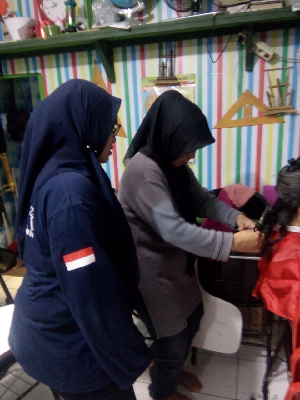 Kegiatan Vokasi Potong Rambut